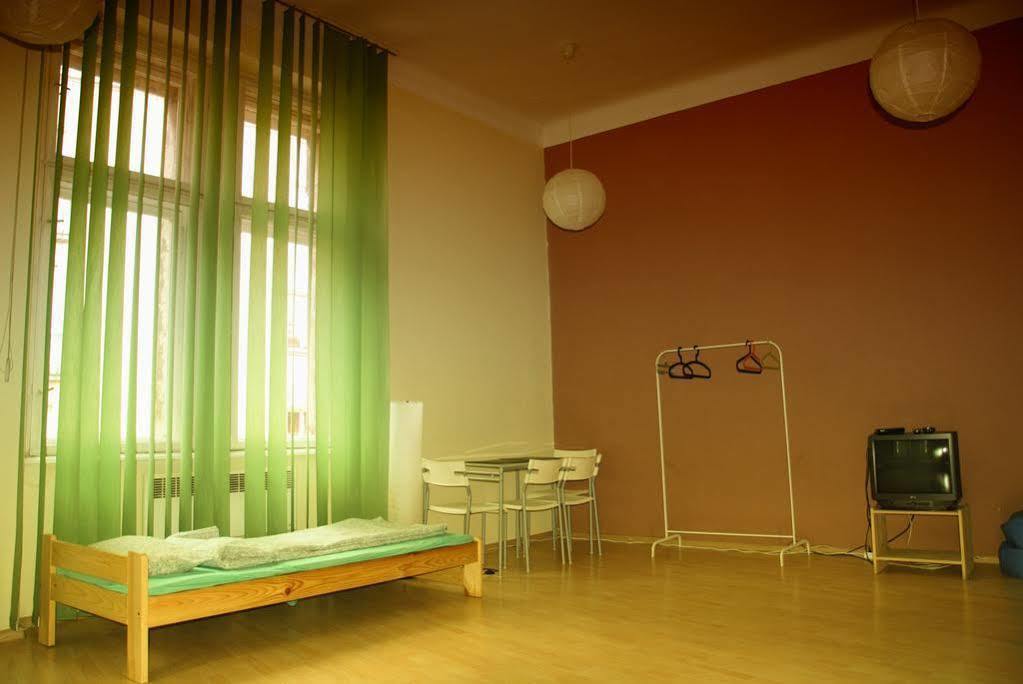 Hostel Krakowskie Klimaty מראה חיצוני תמונה